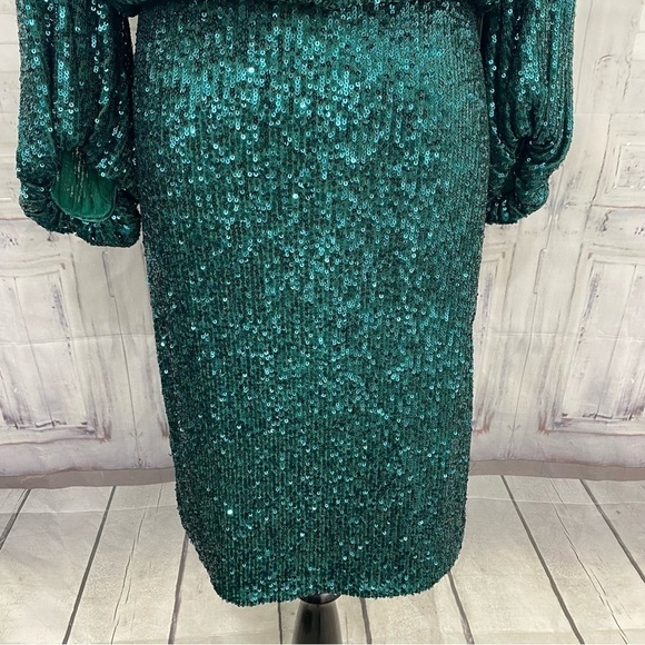 NWT Vince Camuto Size 6 Green 3/4 Balloon Sleeve Crew Neck Sequin Dress Sheath - Picture 6 of 14